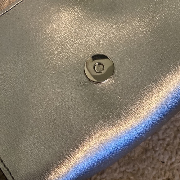 Gucci Animal metallic Leather Waist bag - Picture 4 of 8